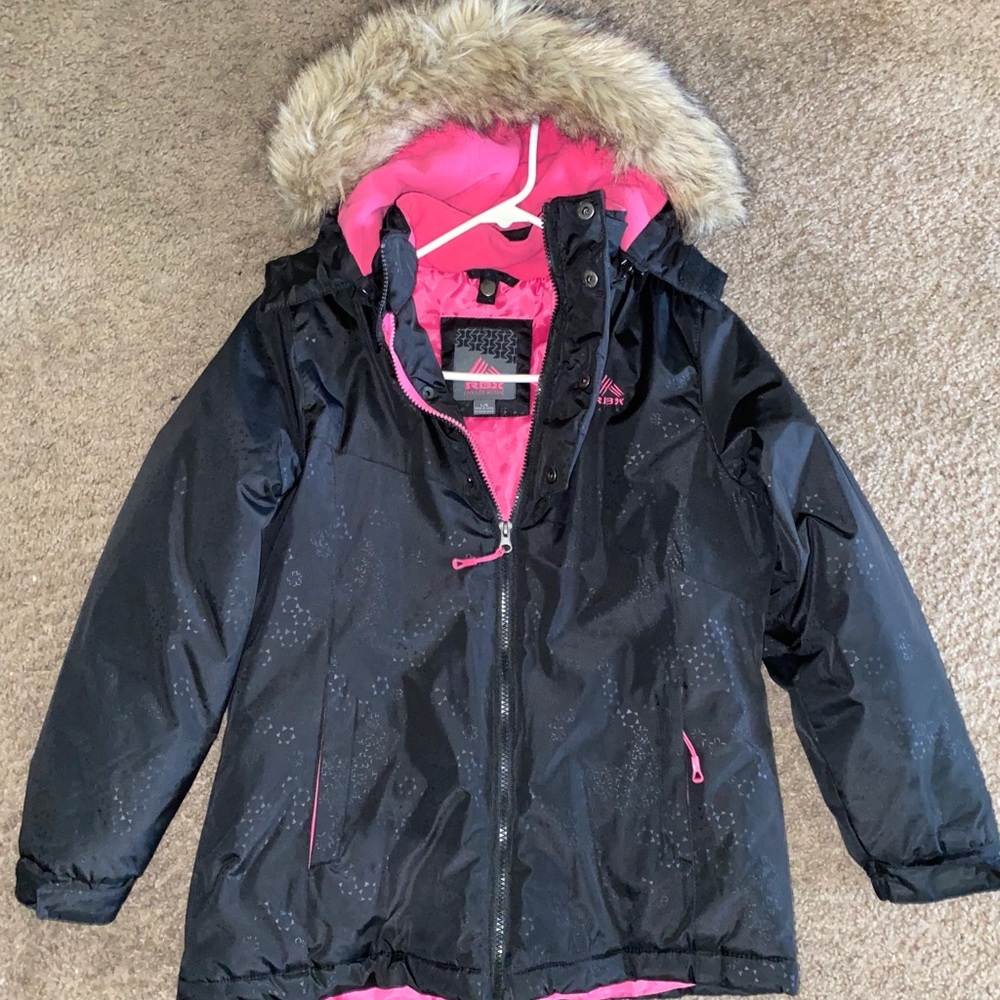 Kids puffer jacket with faux fur hooded